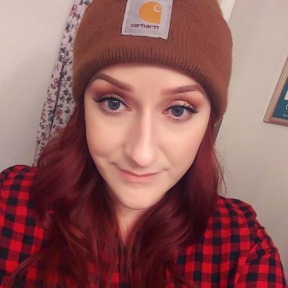 Meet your Posher, Danielle - Picture 1 of 1